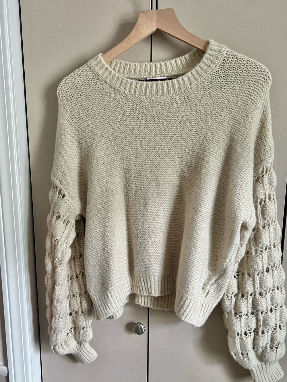 Pink Lily Cream Crochet-Sleeve Crewneck Sweater